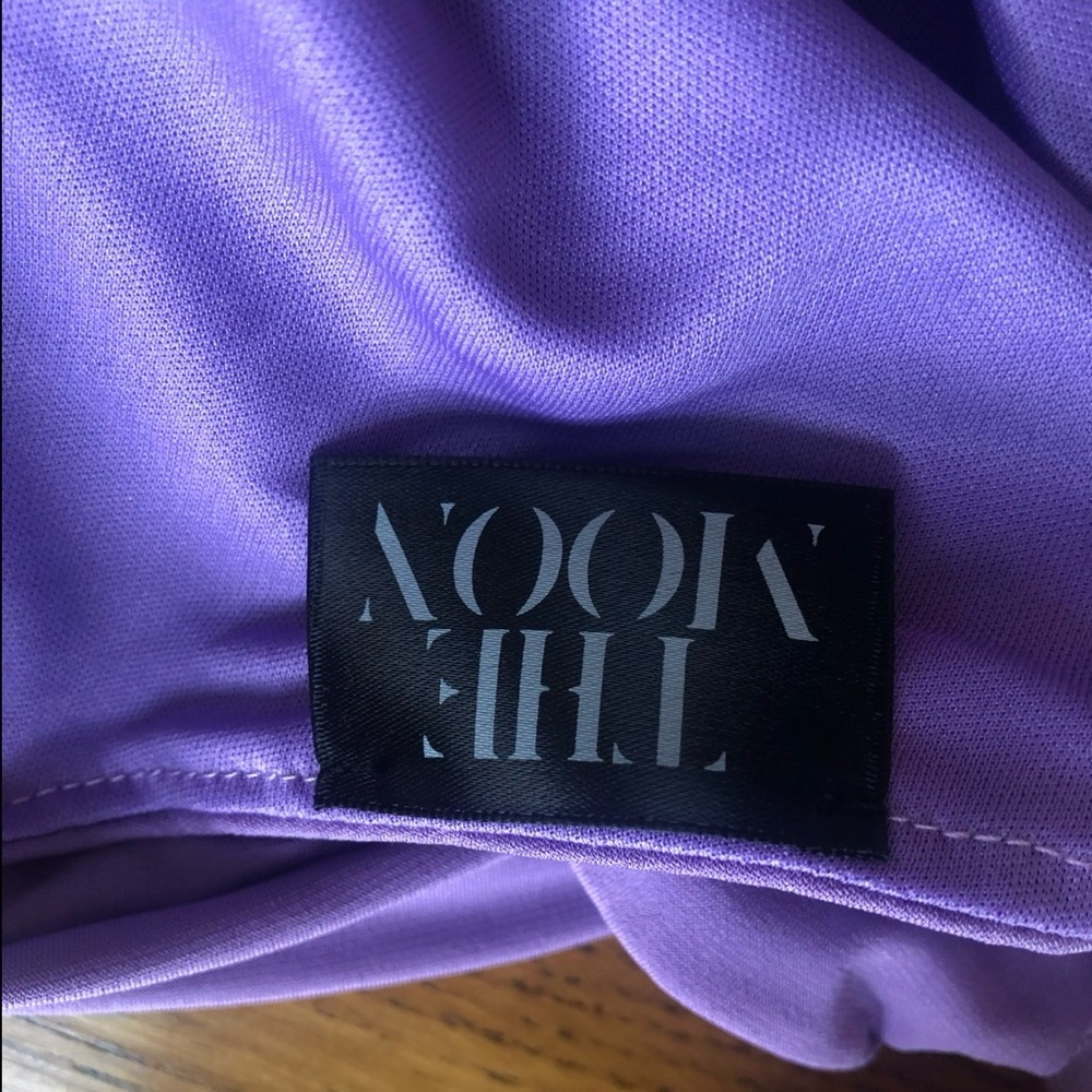 Purple Cutout Crop Tank Top - Picture 5 of 6